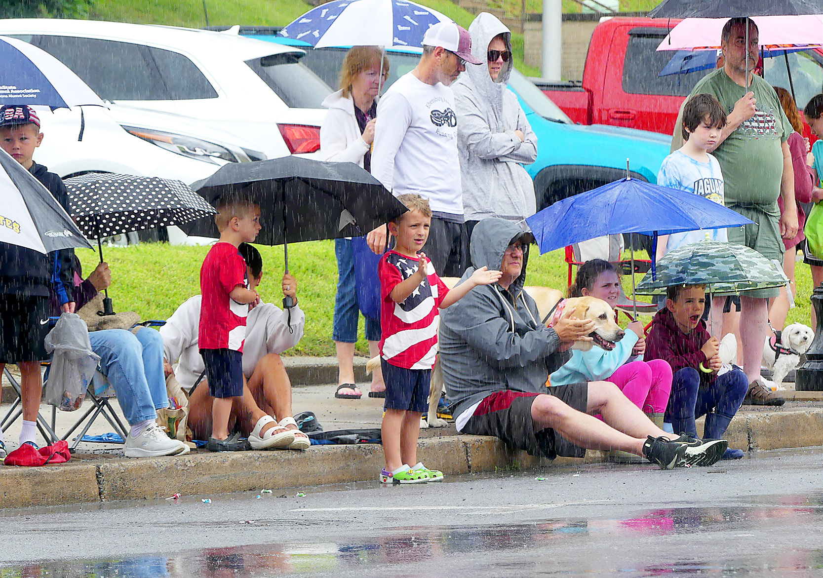 Rainy parade | News, Sports, Jobs - Altoona Mirror